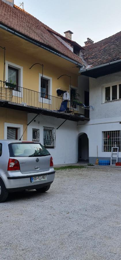 Love Nest Apartment Ljubljana Luaran gambar
